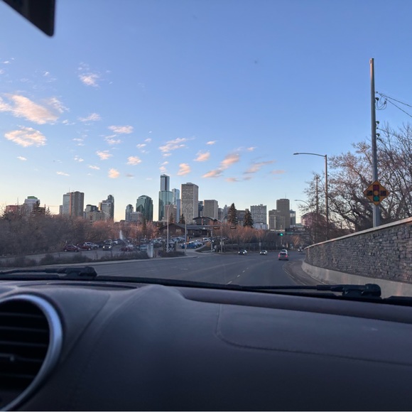 Meet your Posher, Manahill - Picture 1 of 1